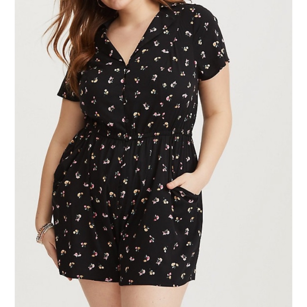 Torrid Floral Romper Size 3